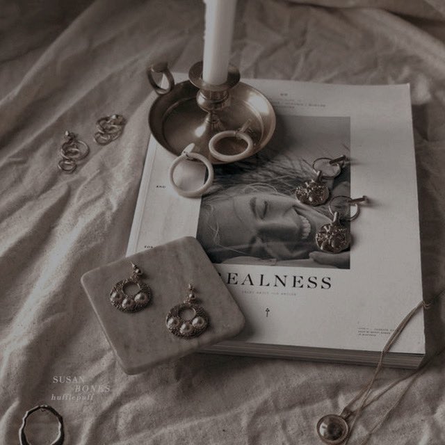 from the 𝒃𝒆𝒈𝒈𝒊𝒏𝒊𝒏𝒈 of time they were 𝒘𝒂𝒓𝒎 things,
almost 𝒃𝒖𝒓𝒏𝒊𝒏𝒈 up from their  𝐟 𝐢 𝐫 𝐞
but capping their own 𝒍𝒊𝒈𝒉𝒕.