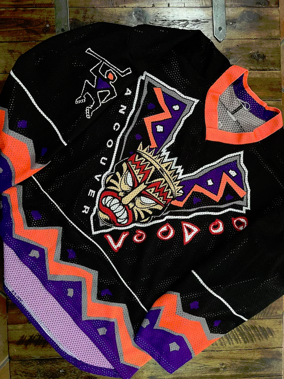 CurrencyMike's tweet photo. @hockey_samurai 90s era Vancouver Voodoo roller hockey https://t.co/Yjo6nVxobD