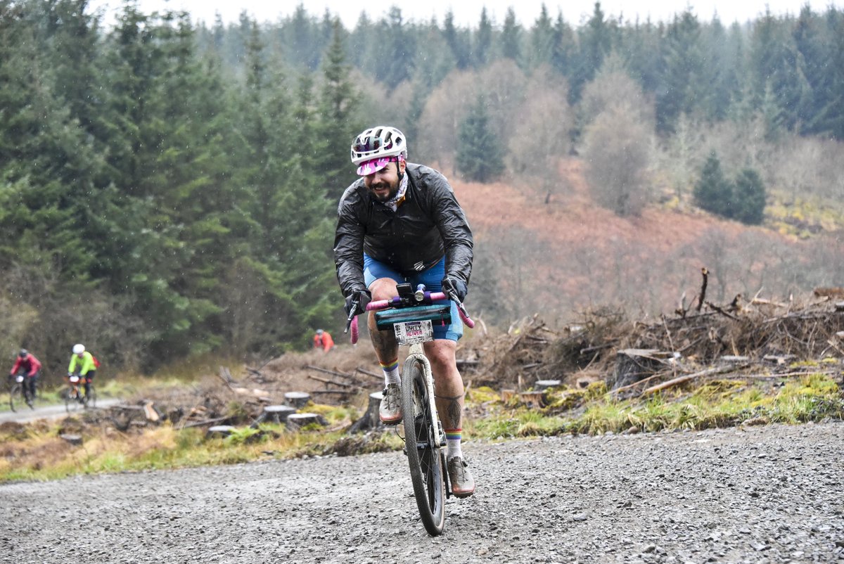 I’ve spent literally years with <a href="/NorthRoadCycles/">NorthRoadCycles 🚴‍♂️</a> convincing folk that UK gravel isn’t fast fire roads and you should be prepared for mud and slop and chunk in all seasons. I stand by that, with the newly acknowledged exception of Kielder. Meep meep! 🚀 

Anywhere else like this?