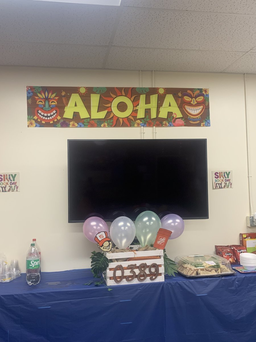 Kicking off Day 4! Cashier Appreciation Fun Celebration! With beach day! <a href="/homedepot389/">Homedepot0389</a>. <a href="/jxh076/">james hickingbottom</a> <a href="/MistyUsher8/">Misty Usher</a> , @Travis_Dishawn, <a href="/AMCTHD/">Ann-Marie Campbell</a>,
