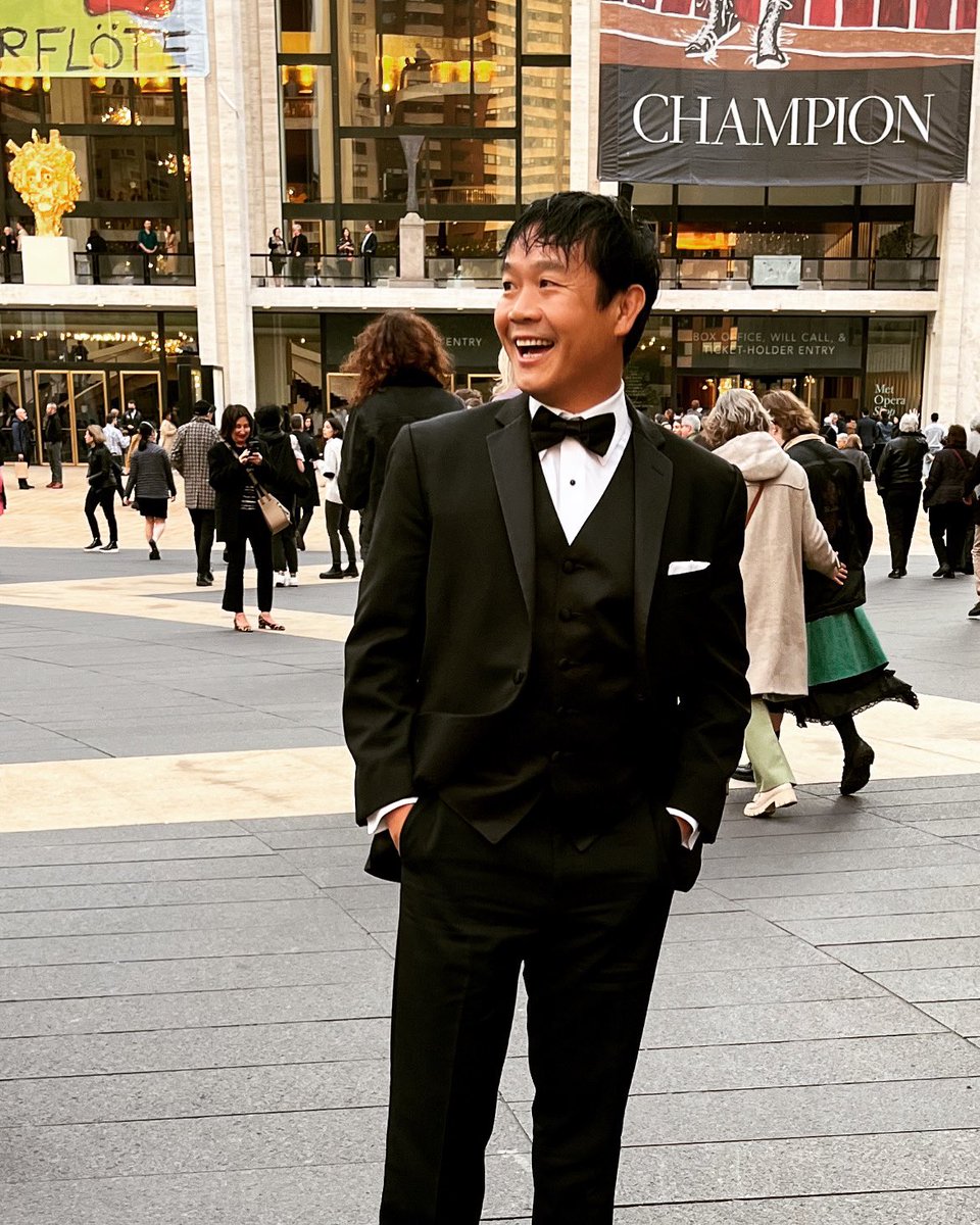 Trieu_Tran's tweet image. An Elegant Affair: A Night At The Opera 

Ending a week long birthday celebration at @metopera  
My first #opera 

“I killed a man, and the world forgave me. Yet I loved a man, and the world wants to kill me.” —Emile Griffith 🥊

#metopera #champion #jazz #actor #vietnamese