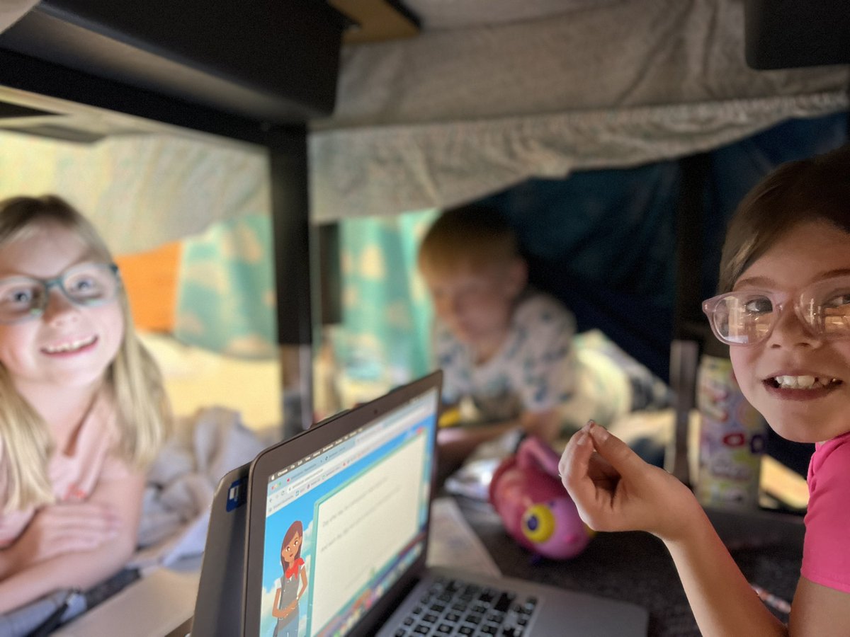 F is for……FLASHLIGHTS AND FORTS!! Learning under your desk is so much fun! 
#ABCcountdown #EOYfun #2ndgrade <a href="/McClureMarshals/">McClure Marshals</a>