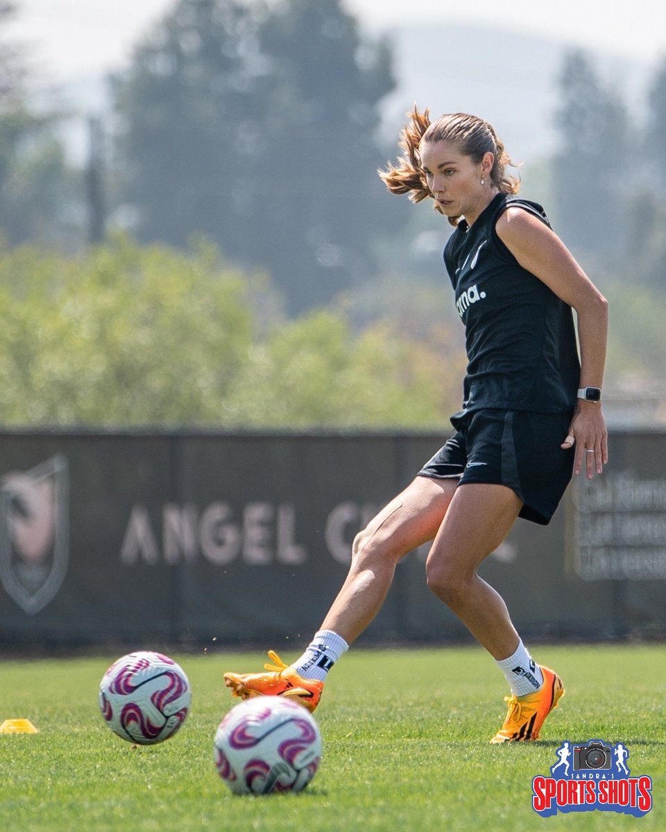 Sandras_SportsS's tweet photo. πΏπππππππ
π²ππππππππππ’
π·πππ ππππ
@weareangelcity
#ACFC #WeAreAngelCityFC #Volemos #makehistorywithus #NWSL #womenssoccer #CaptureShowcaseSupportEmpower
π· Sandraβs Sports Shots is committed to covering and showcasing more womenβs sports. https://t.co/wivi28yk4t