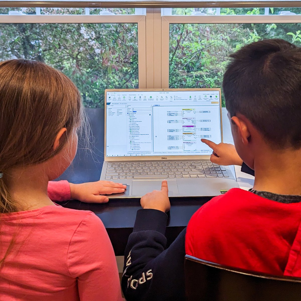 Today is Take our Daughters and Sons to Work Day! 😱 While we've got the next generation of building automation experts with us, they can check out all the amazing features of our Config 14. 💪

#loxone #config #config14 #nextgeneration #electrician #installer #planner
