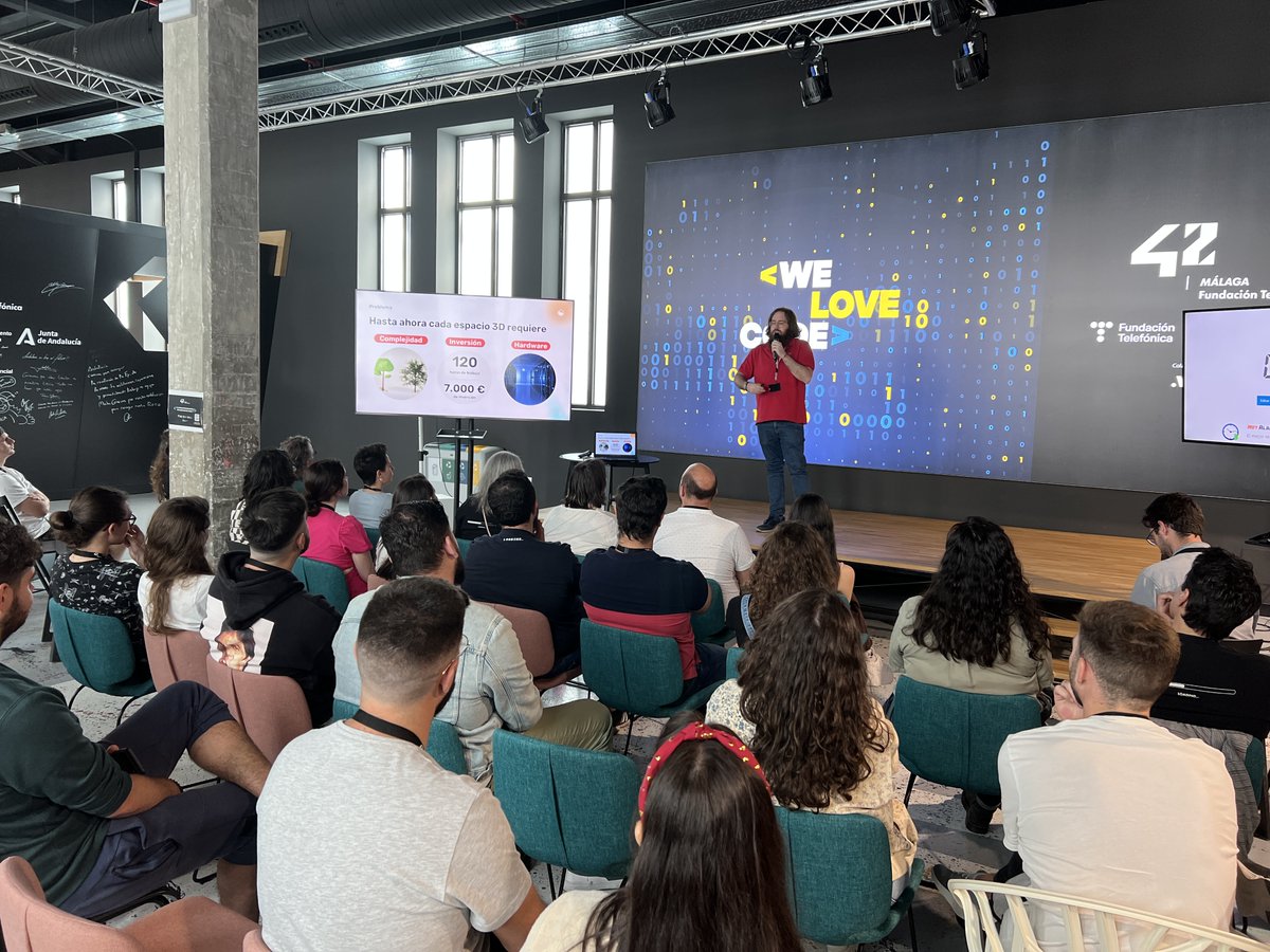 42 Málaga tweet media