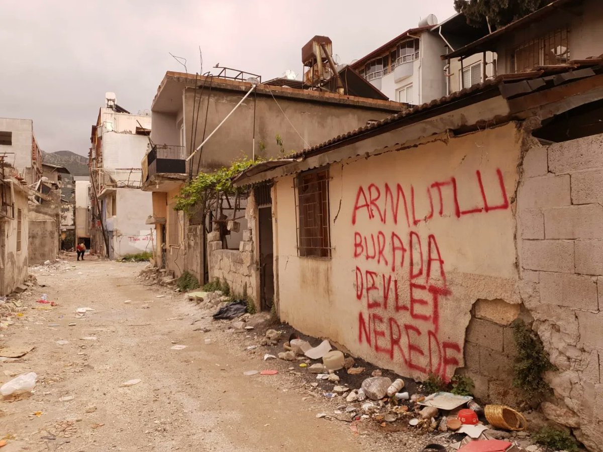 Hataylı Filozof tweet media