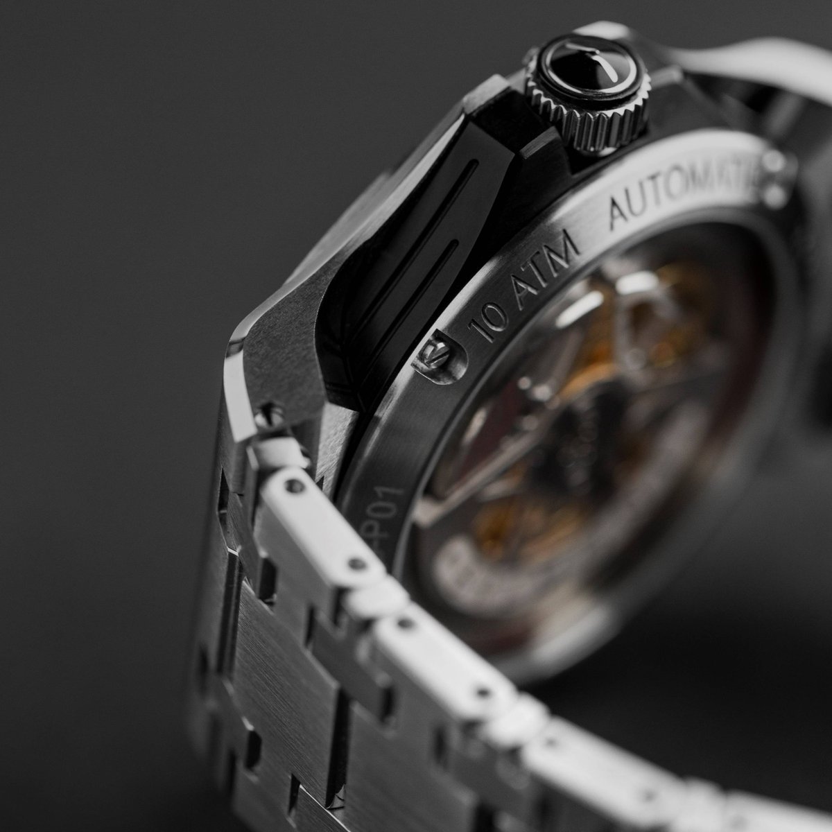 Bremont's tweet photo. It’s all in the details: The Supernova is Bremont’s first integrated bracelet design crafted by Bremont’s in-house engineers ⚙️
Find out more: https://t.co/IjvJwpoblT
#bremontsupernova #bremontwatches #h1generation #bremonth1 #maketimecount https://t.co/xQ46YVqagj