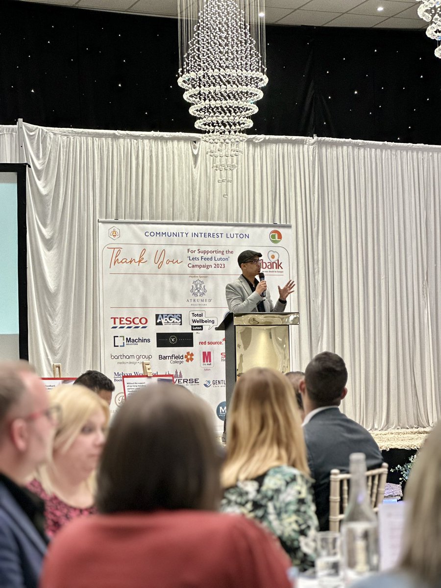 A poignant opening speech from @MiahSujel on the importance of <a href="/LutonFoodbank/">Luton Foodbank</a> and celebrating the hard work of all their volunteers at this evening’s Afternoon Tea #DrinkTeaRaiseMoney #LetsFeedLuton