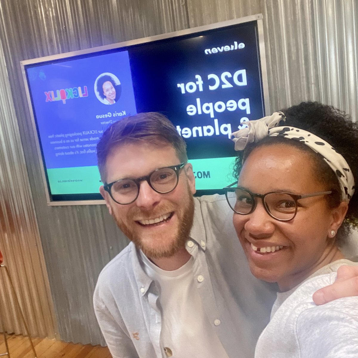 LICKALIX tweet media