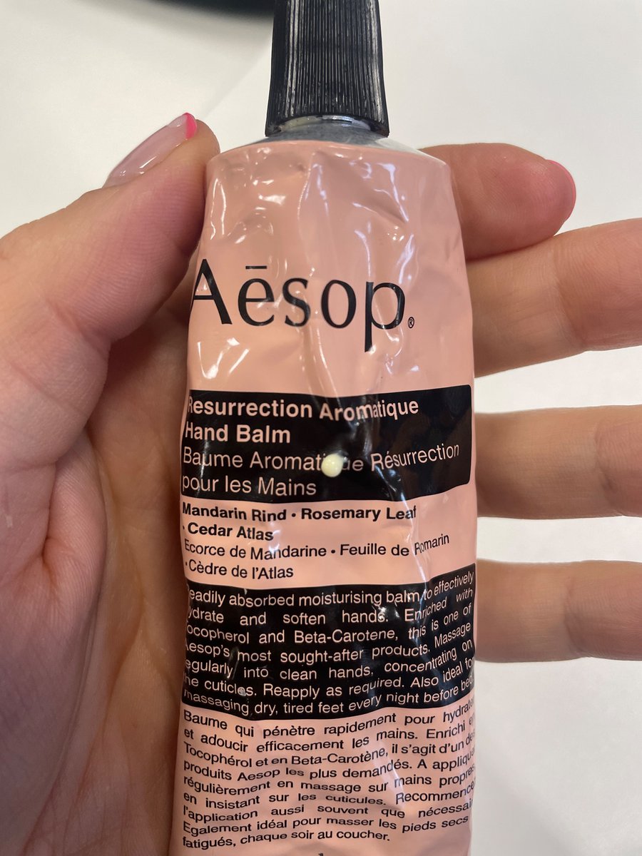 katyelder's tweet photo. @aesopskincare second hand balm I have bought and both have burst causing the product to leak into my handbag!!! https://t.co/SsVP4uKpJH