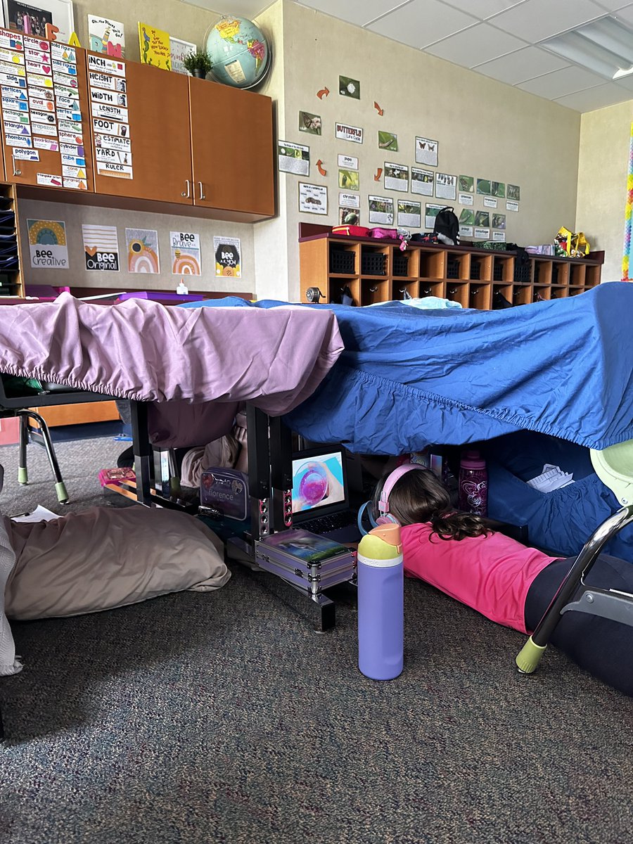 McClureSubTeach's tweet photo. F is for Fort! @McClure_2nd has a Fort Day and making learning an adventure! @McClureMarshals 
Are always up for a challenge! #mccluremarshals #fortchallenge #mymisd https://t.co/iKZtrV0mhl