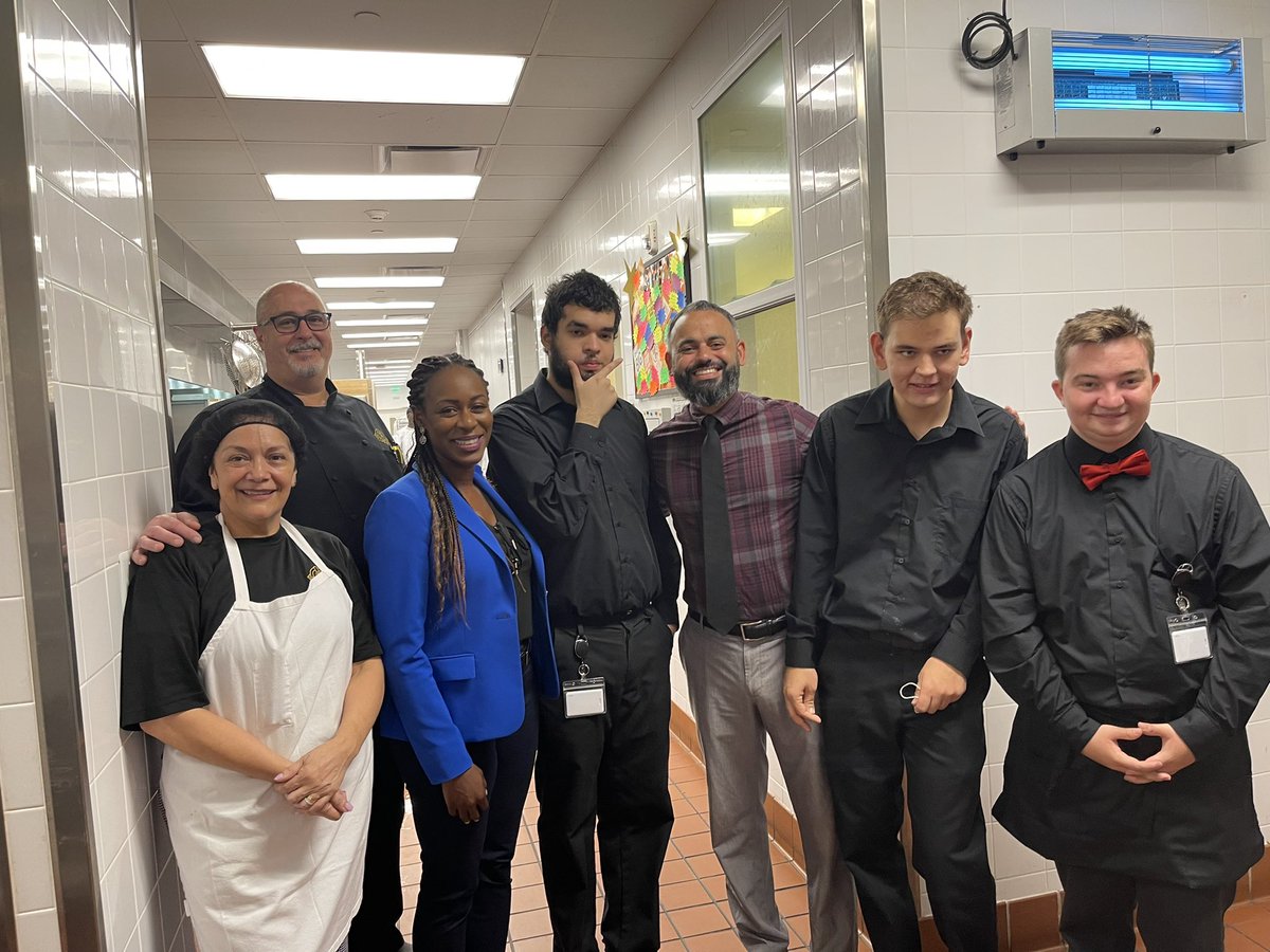 DrKFried's tweet photo. Such a pleasure to visit The Palace at Weston to connect with our WOW students (Working Opportunities Within). They are currently working along side the staff doing a variety of job functions. I am so proud and grateful for this experience and opportunity for them.⚡️⚡️ https://t.co/bl7s0FRXiT