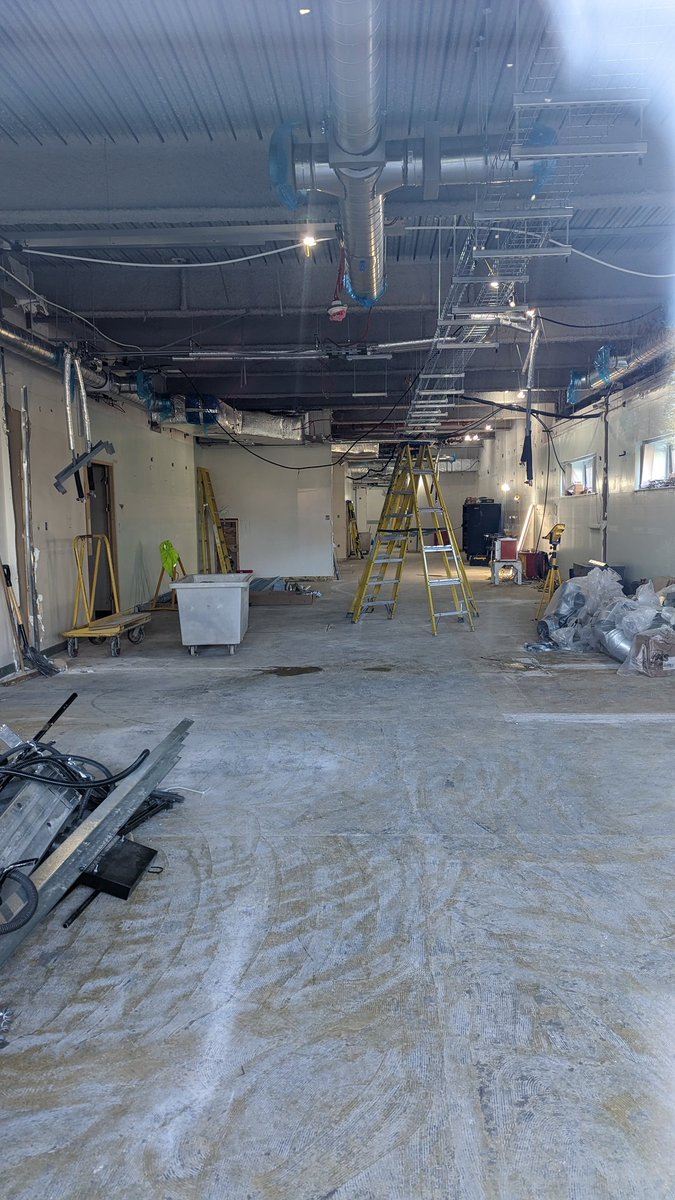 ACUSouthTees's tweet image. Work is well under way at the soon-to-be cardio research facility 👏 So exciting! We can&apos;t wait to be in! @OurHospCharity @SCHFjamescook @SouthTees #cardioresearch #researchunit