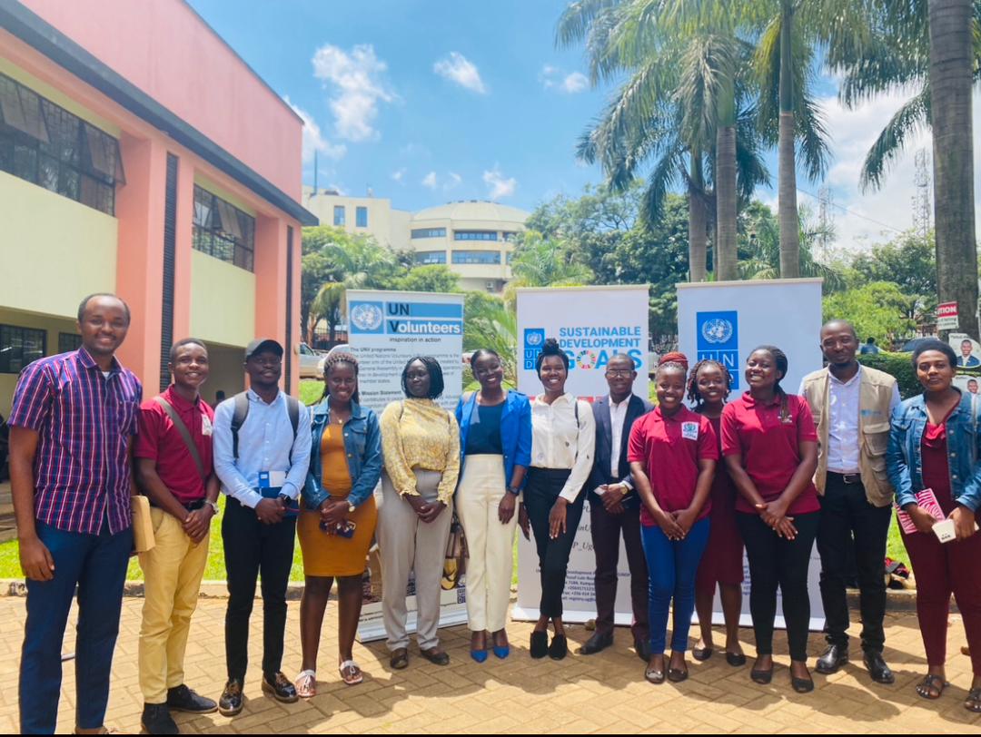derrickmuluga1's tweet photo. Today we successfully hosted a team from @UNDPUganda @YouthConnektAf @UNVolunteers to share with MUBS students on the volunteer opportunities in the UN while maximizing innovation spaces.
Youths in higher institutions of learning can do much more if supported.@AfCFTA https://t.co/EakP8d1edO