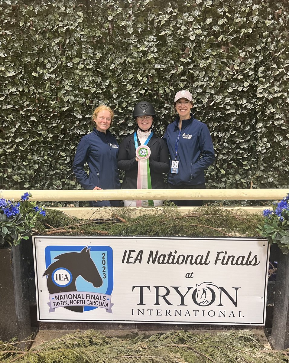 EmmaHurt1976's tweet photo. Isabella placed 4th at #IEANationals this morning! #GPET #RideIEA #IEADressage https://t.co/2JhPYkEcIa