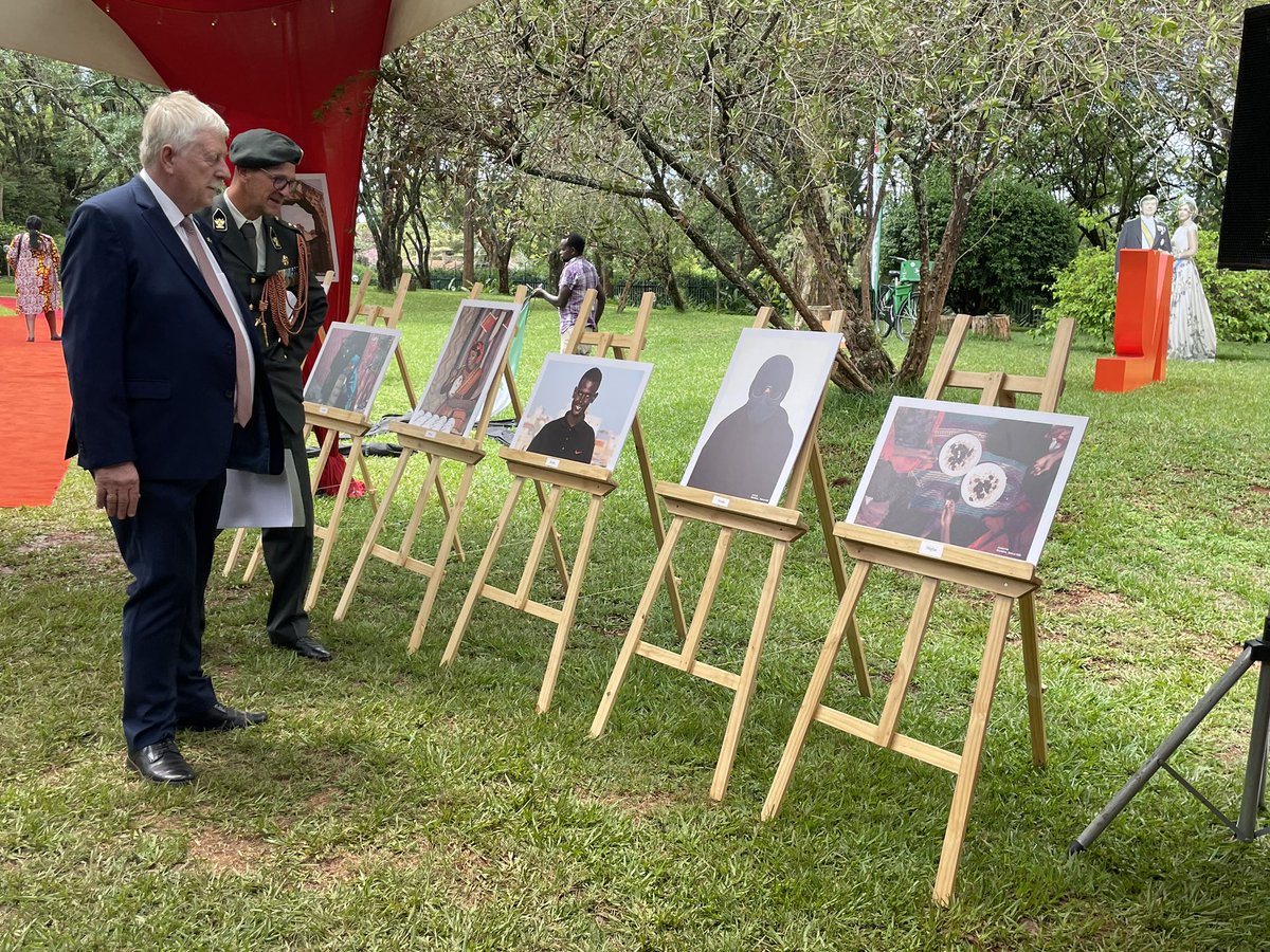 This year's King's Day celebrations 👑 showcased the incredible work of 8 Somali 🇸🇴 photographers who honed their craft through the training program at <a href="/somaliarts_SAF/">Somali Arts Foundation (SAF)</a> 👏