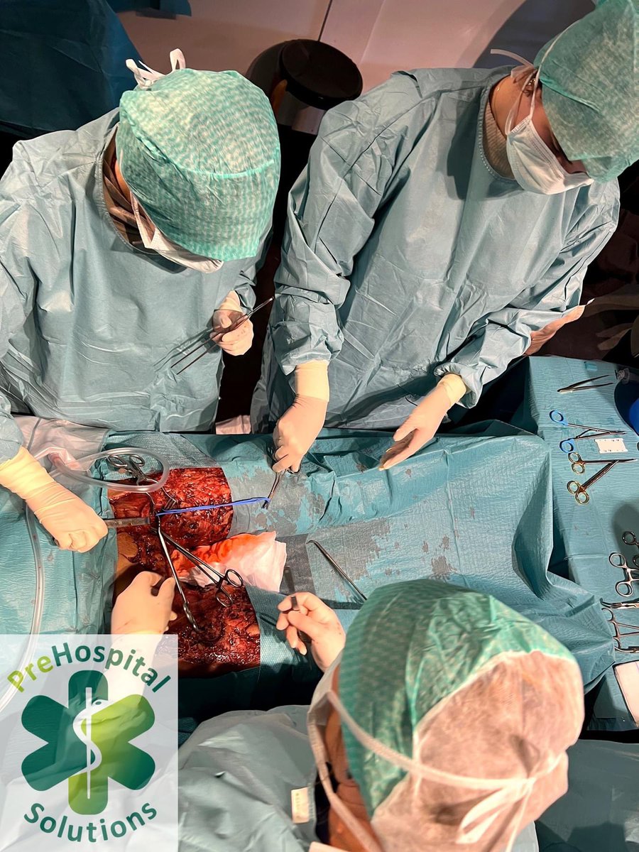 prehossolutions's tweet photo. Vandaag op #careforlimburg met ons oefenmateriaal de stand van operatiezaal @JessaZiekenhuis mee realistisch gemaakt.

De jongeren &amp; aanwezigen waren heel enthousiast!

#thisisamanikin #thisissimulation

#werkenindezorg #hulpverlening #verpleegkundige #realistictraining https://t.co/qXYoSAHXlB