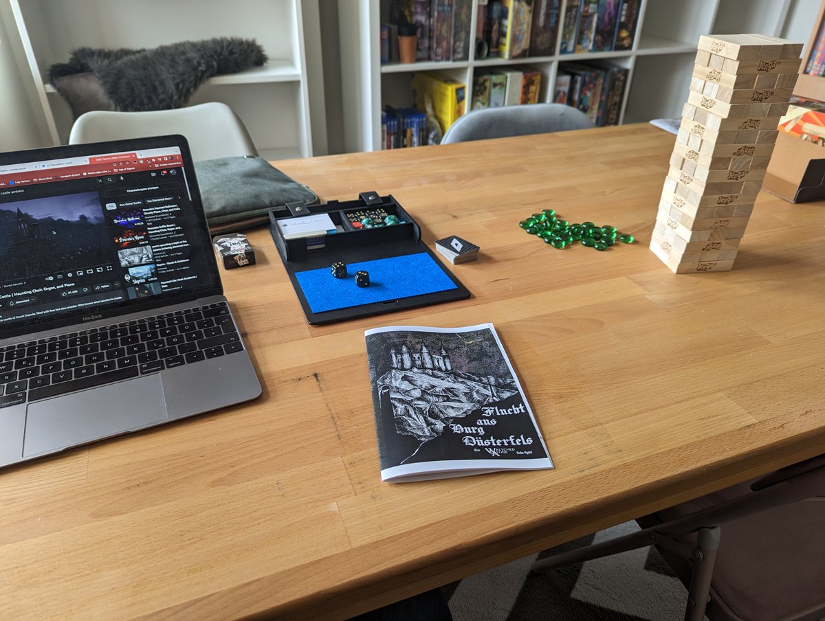 PenPaperDiceDE's tweet image. Heute schau ich mal, ob mein #WretchedAndAlone Spiel etwas geworden ist. Einige nette Leute wagen sich auch in einem Playtest an die Burg Düsterfels und versuchen zu entkommen. Mal sehen, ob wer erfolgreich ist.

#pnpde #JournalingGame