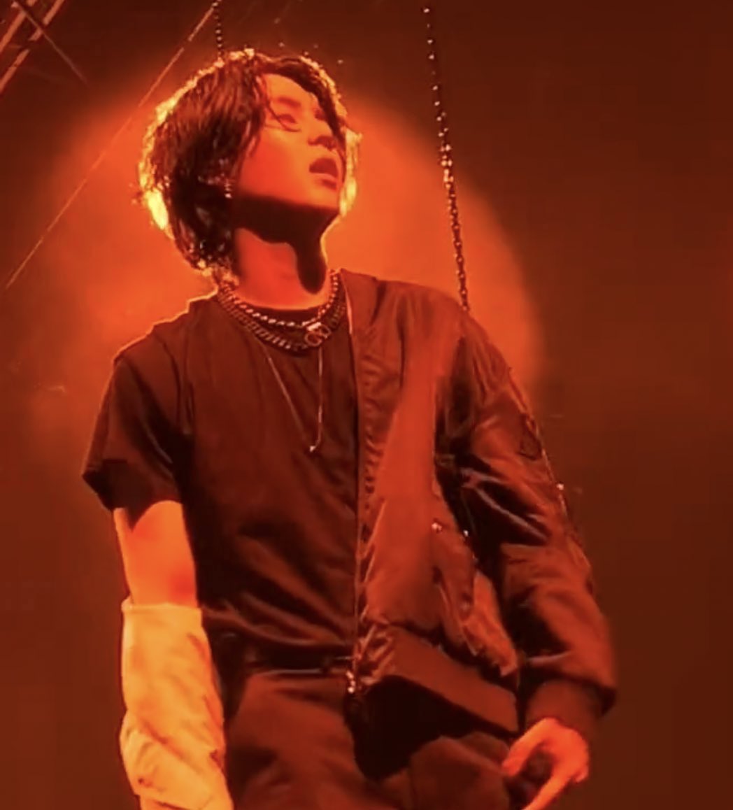 houriyng's tweet image. today is the last tracking day show me your streaming screenshots NOW !!! 😠