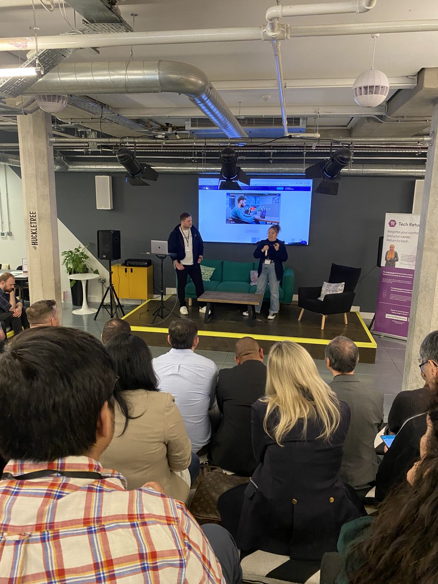 techreturners's tweet image. After the amazing engagement and productive conversations at our London Hire Fair, we’re buzzing 🐝to bring this Returner Showcase to our home city of Manchester. Hiring? Join us on May 2nd! 
Register here! bit.ly/HireFair
#Diversity #TechTalent #Manchester