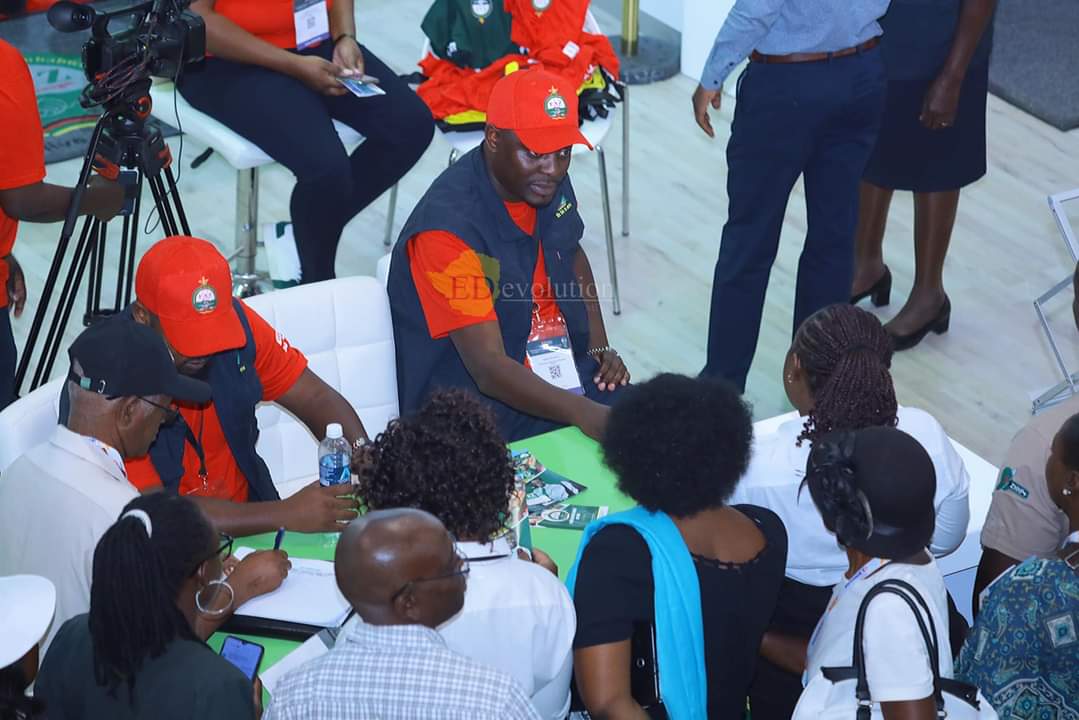 faz_trust's tweet photo. #Quizsession
Happening now, people are getting away with lots of prizes. Come and get yours now.
We are in Hall 1, stand number F107D.
@zanupf_patriots @CdeMfecane https://t.co/gUr2xTHx7a