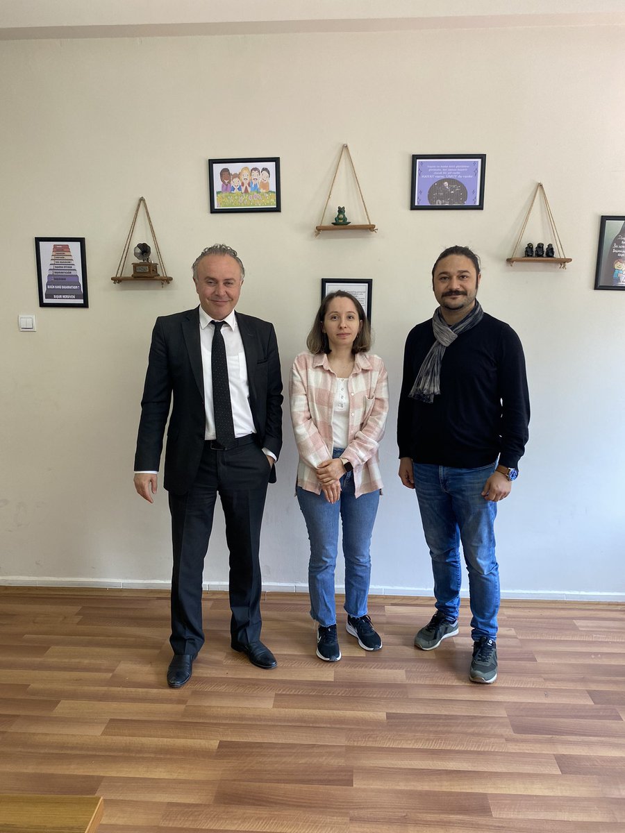 Bafra_Ram's tweet photo. LGS Sürecinde @BafraGalip @BafraGazi @kemal_ortaokulu öğrenci çalışmalarıyla ilgili okul yöneticileri ve psikolojik danışmanlarımızla izleme çalışmaları ve bilgi alışverişinde bulunduk.

@osmancakir60 @MOgretmen55 @mehmetalikatip1 @muratagar60 @bafra_mem https://t.co/5KNPihAhVf