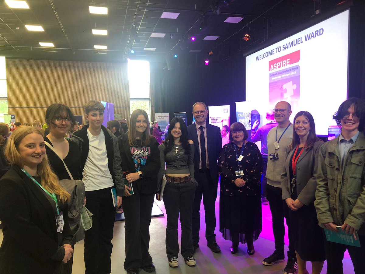 SamWardAcad's tweet photo. An inspiring event for the students at SWA. Thanks to all the businesses and education providers who supported the event. In particular @axainsurance and @takeyourplace_he https://t.co/z6qmqFyUFm