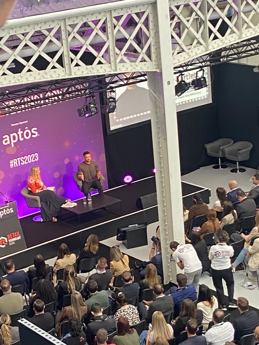 LucyAOptimize's tweet photo. Up in the Gods! What a turnout for @StevenBartlett 👏🏼 https://t.co/F9FSk5m6Yx