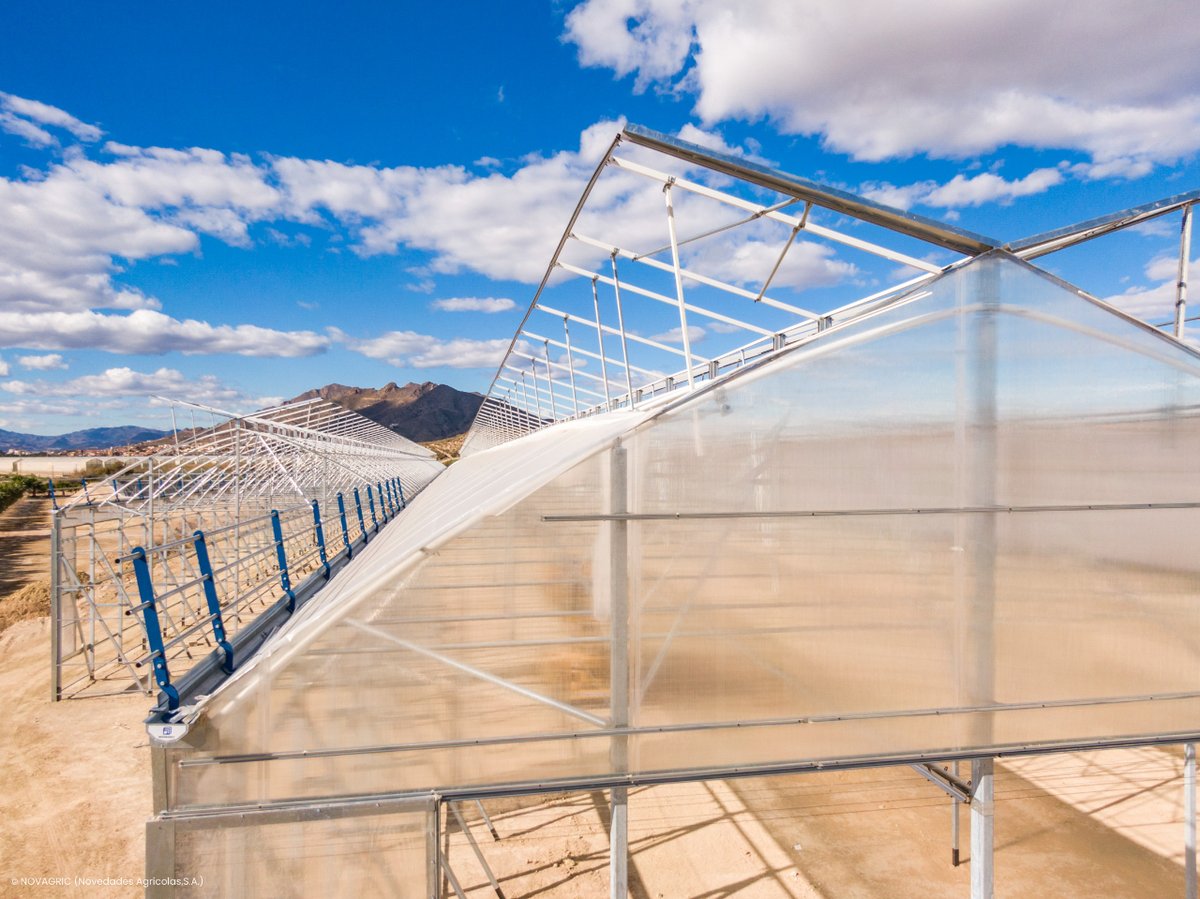Novagric's tweet image. 🔝Instalación del prototipo real de la barandilla #BSAFE en un proyecto de invernadero

💡Este sistema de protección es solo el primer paso en nuestra búsqueda de generar soluciones para la seguridad en el sector agrícola. 

Conoce más detalles🔗🎥
youtube.com/watch?v=bVFucR…