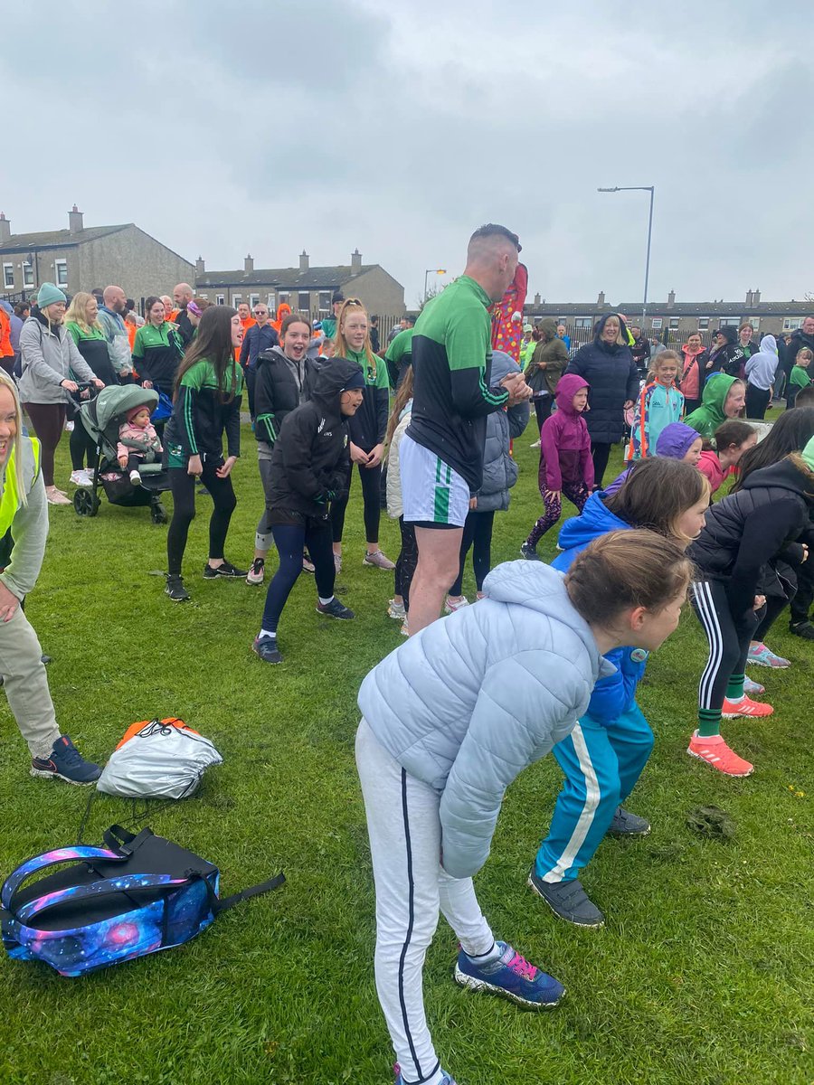 CPDarndale's tweet photo. #AnotherWay5k is back this Saturday and we will be there again this year to join in the fun! 
 #TBThursday to last year's event with dancer Sarah Ryan warming up the runners before the countdown and Sonia the stilt-walker captivating the crowds. #anotherway5k https://t.co/gny7oZcAtS