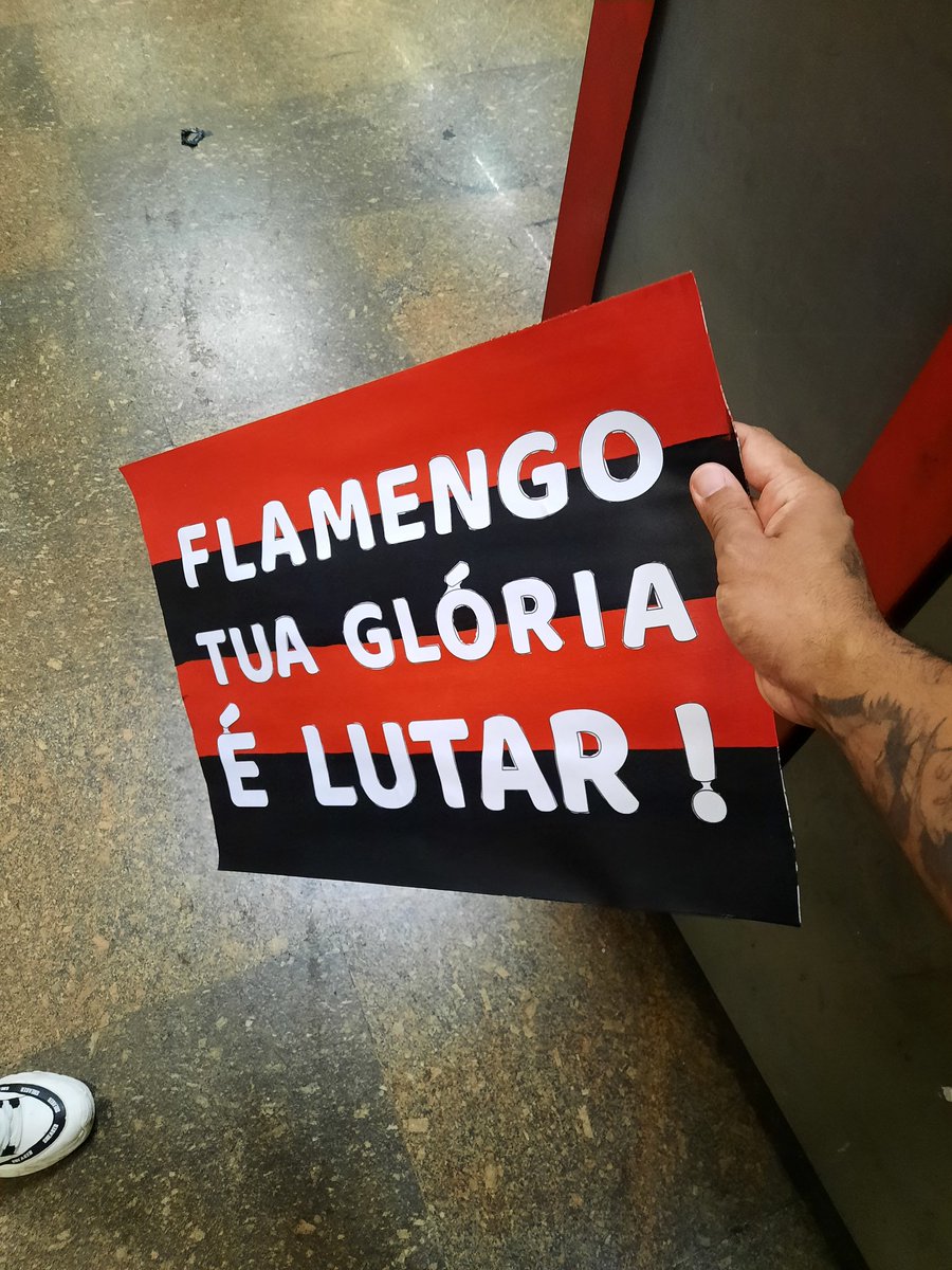Luis16063318's tweet photo. Pra cima deles Flamengo https://t.co/TlBu0Jvk17