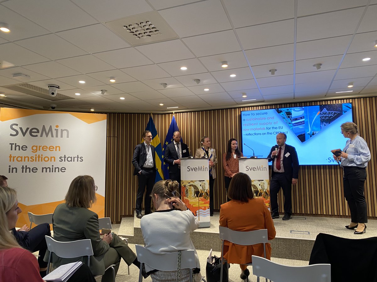 Paraphrasing <a href="/RolfKuby/">Rolf Kuby</a> at today's <a href="/Svemin_mining/">Svemin</a> #CRMA breakfast:

A key objective in the current narrative around [#mining] permitting in Europe, is to prevent polarization and to strive for collaborative and positive action with stakeholders.

<a href="/euromines/">Euromines</a>