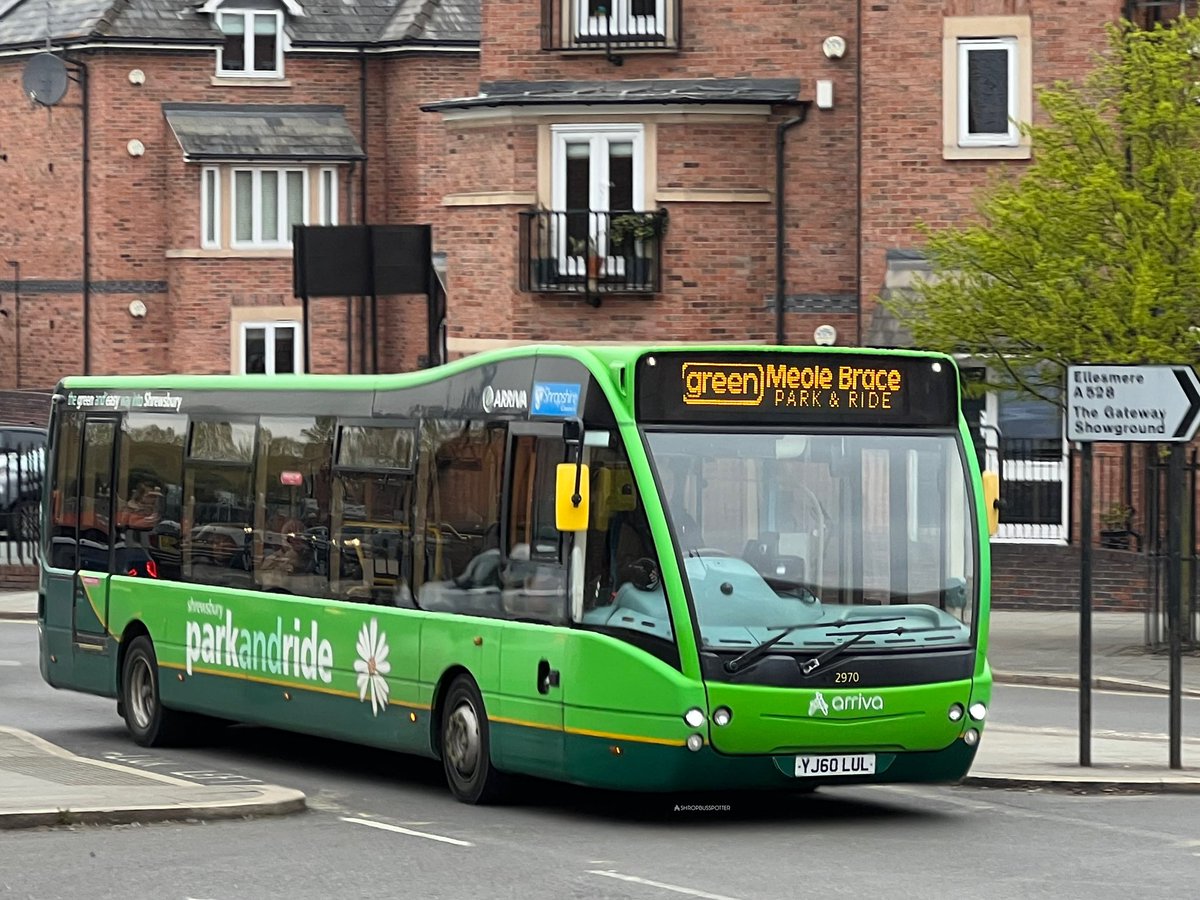 ShropBusSpotter's tweet image. Arriva Midlands Shrewsbury Park And Ride Livery Optare Versa Seen Passing Smithfield Road This Morning On Service Green To Meole Brace 2970 YJ60 LUL 🚌📸