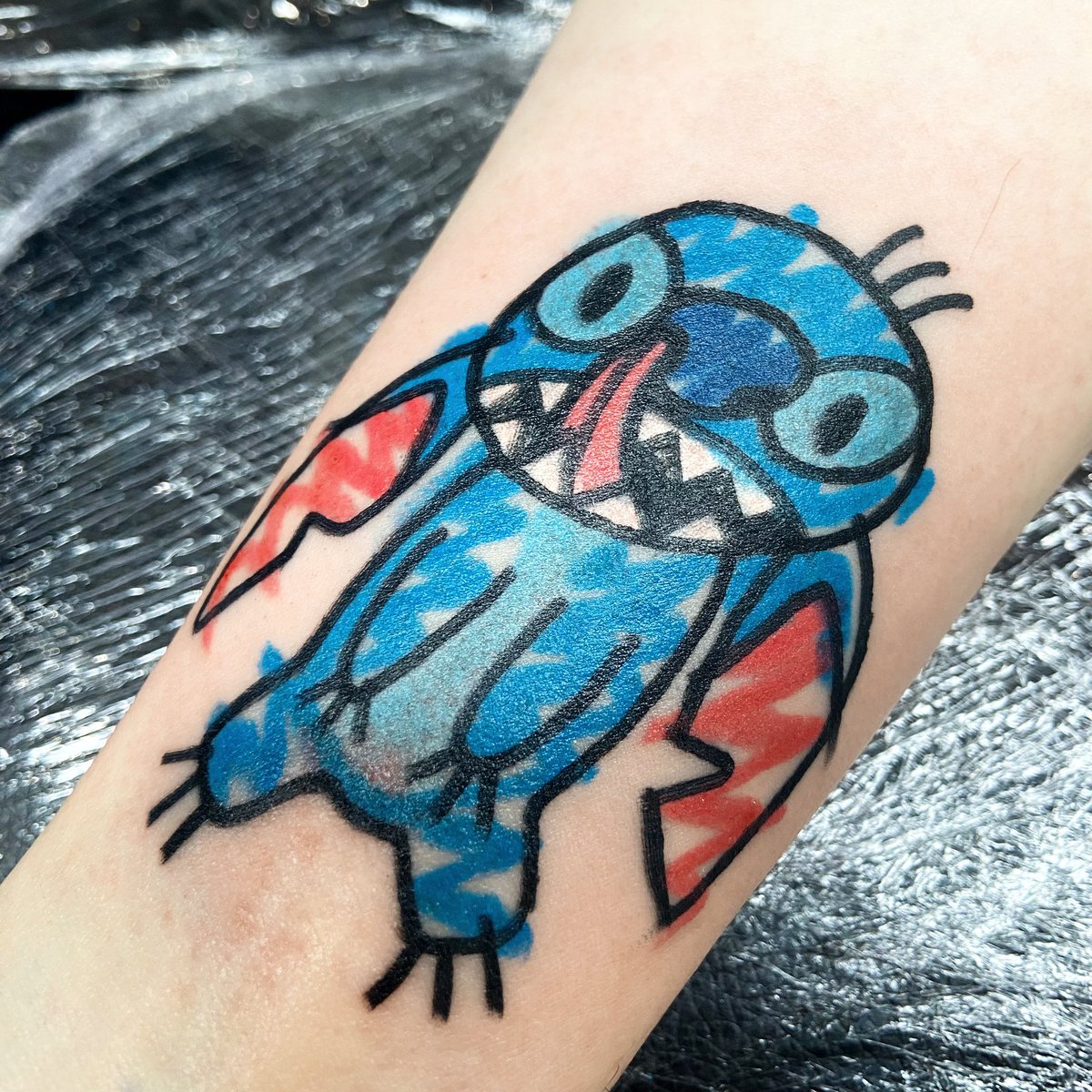 Meerie_tattoo's tweet photo. Je refais mon tweet de présentation ! 

Je suis Meerie, tatoueuse sur Aix en Provence chez Ultra Combo ! Je fais des tattoos mignons et rigolos… (voir suite) https://t.co/0kxNqfJ2R6