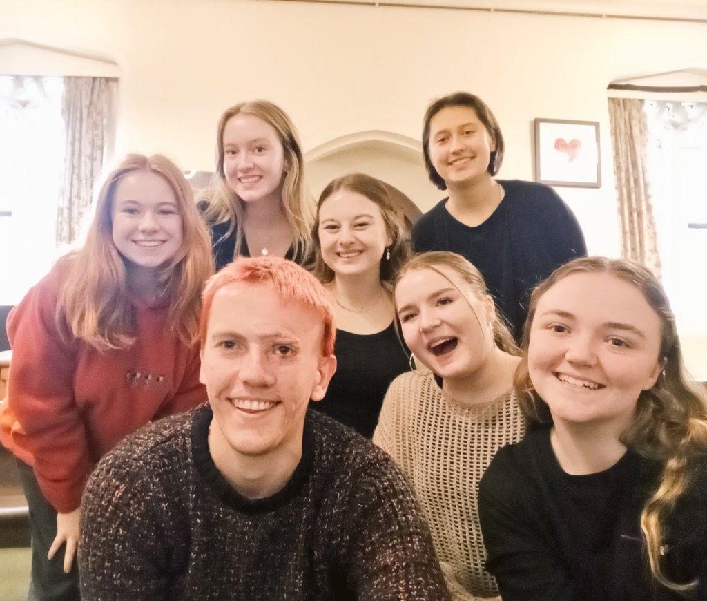 RobertRhodesAct's tweet photo. Had a lovely Morning in Reading teaching a Self-Tape workshop to this talented bunch! 🤯🥰
@ReadCollege 🙌 https://t.co/utL7rJtqGu