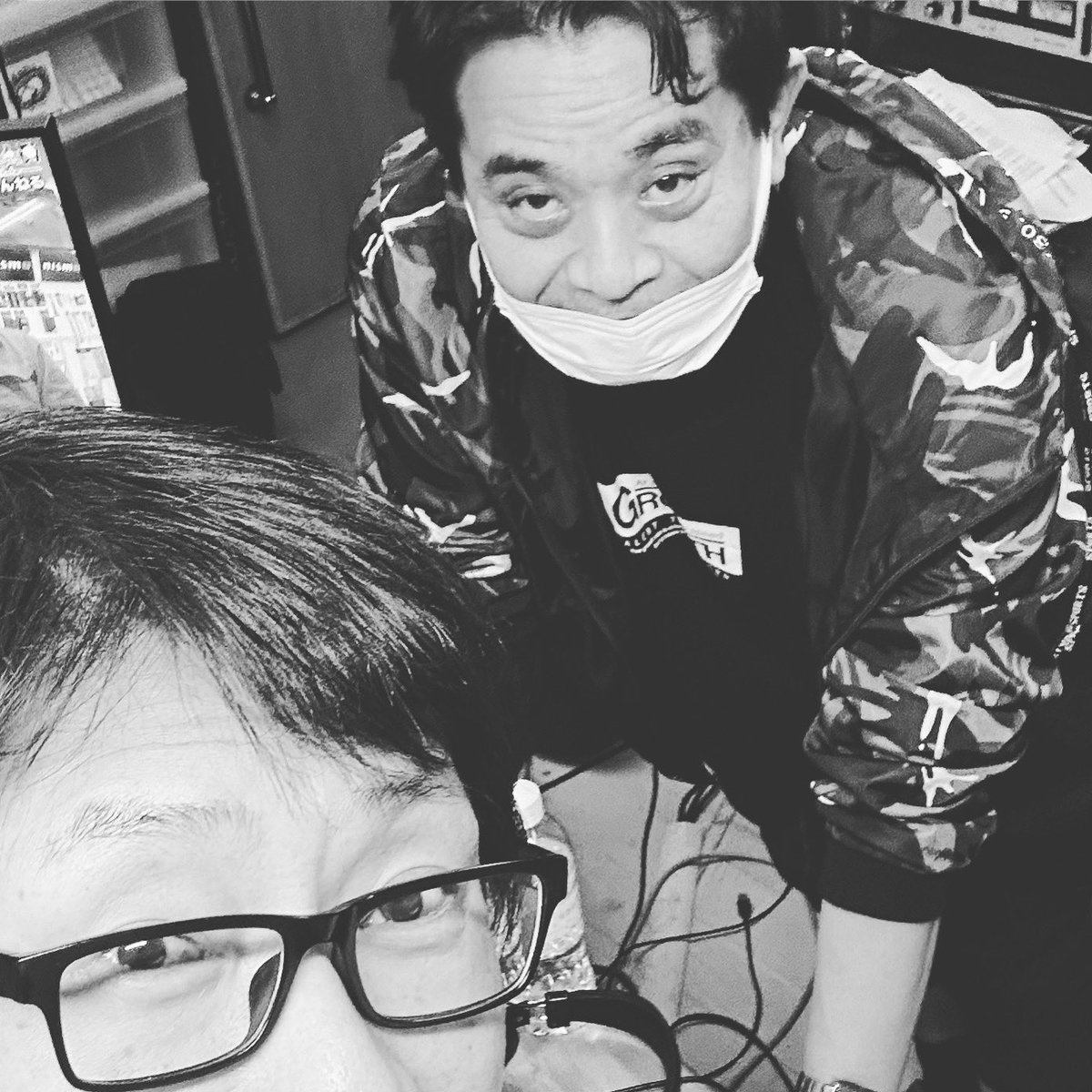kataru_murata's tweet photo. ついにレコーディングが終了しました
!このあと何も問題が起きなければ、発売日に間に合います。
スタジオNESTのケンさん。今回もお世話になりました。ありがとうございましたー!
#studionest
#ニューロティカ https://t.co/CVKgZFacxC