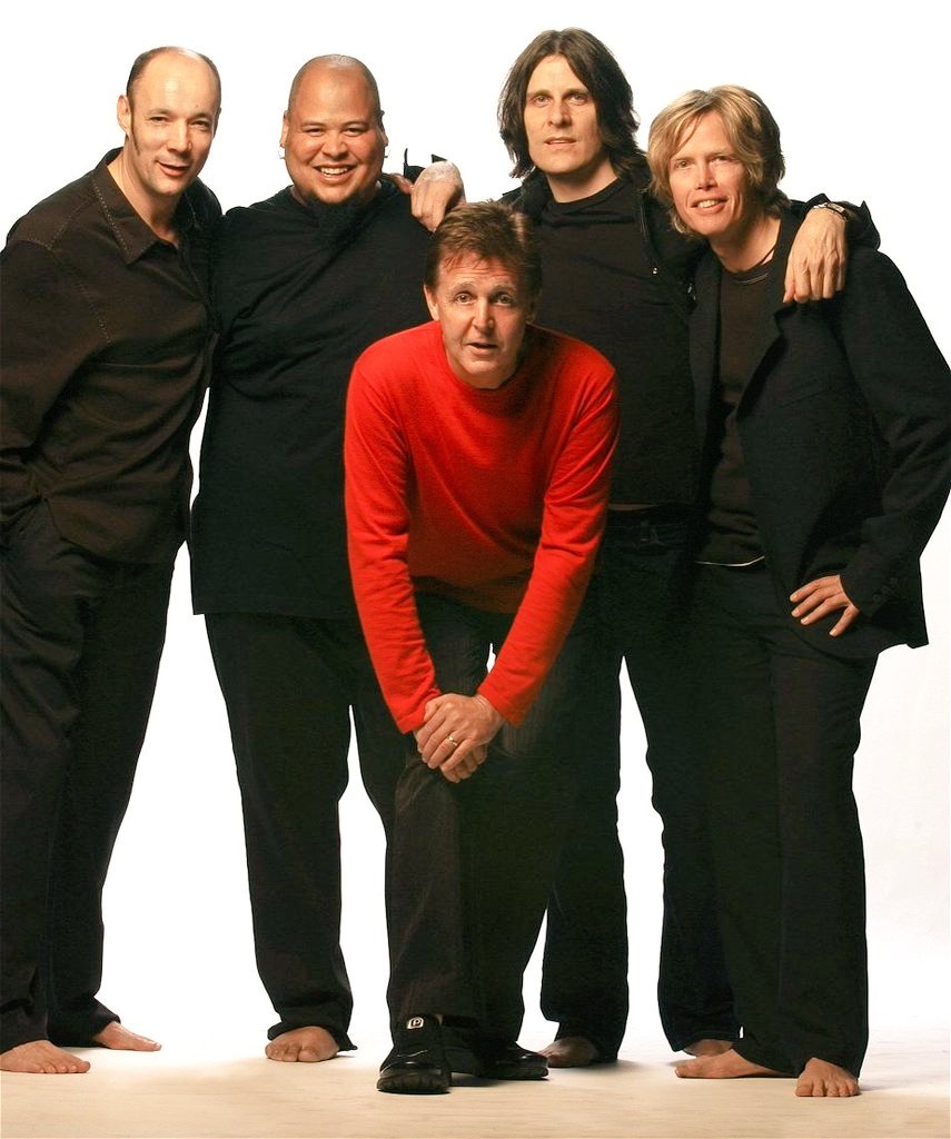 carlosgvizcaino's tweet photo. #BackInTheUS
#PaulMcCartney
#TheBand https://t.co/qMMZvB4iSW