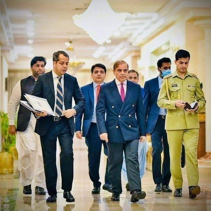 بدلہ تھا پنجاب بدلیں گے پاکستان
پہلے عدلیہ کو بحال کروایا تھا ۔اب عدل بحال کروائیں گئے
انشاءاللہ