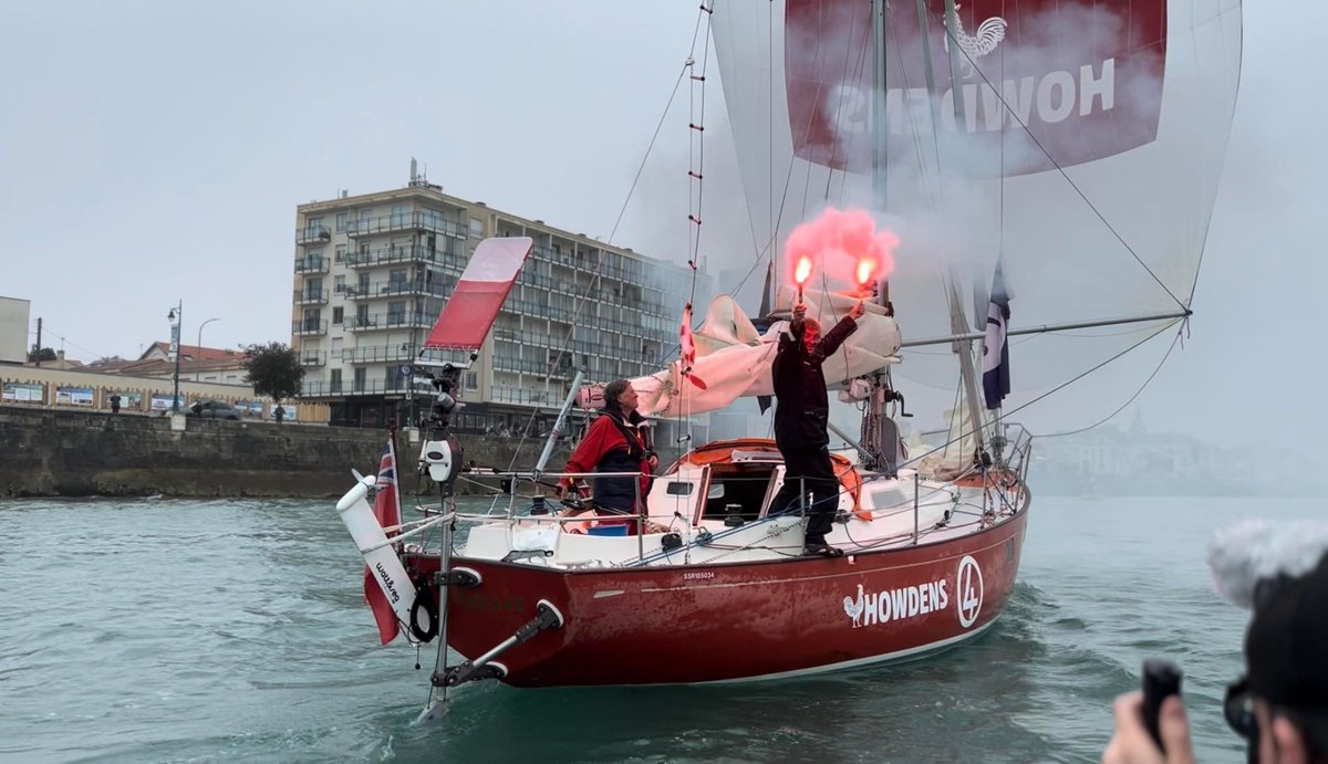 GoldenGlobeHQ's tweet photo. Simon Curwen (GBR) reaching the famous Les Sables d'Olonne Channel, finished his Grand Solo Around the world adventure with one stop in #GGR2022 Chichester class on 27 April 2023 Early Afternoon. Congratulation &amp; Welcome Home Simon! Bravo https://t.co/A7x4FfKXEc