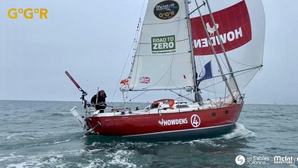 GoldenGlobeHQ's tweet photo. Simon Curwen (GBR) reaching the famous Les Sables d'Olonne Channel, finished his Grand Solo Around the world adventure with one stop in #GGR2022 Chichester class on 27 April 2023 Early Afternoon. Congratulation &amp; Welcome Home Simon! Bravo https://t.co/A7x4FfKXEc