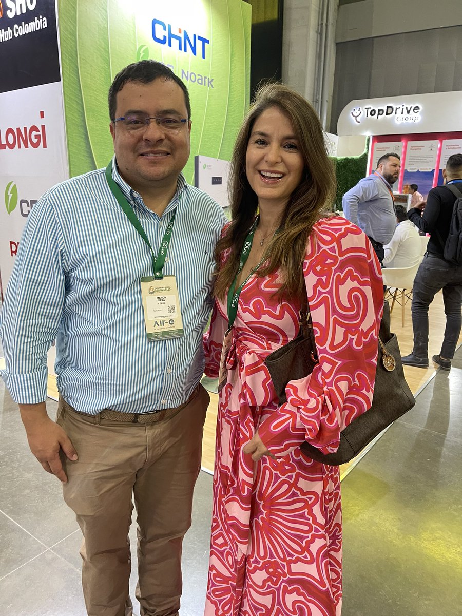 CeeraColombia's tweet image. El Director Ejecutivo de @CeeraColombia @Marco_Vera participa en representación de la ‘Hidroenergía a menor escala’, junto con las empresas afiliadas #Enerco y #PiÉpsilon en el 6º Encuentro y Feria #SoyRenovable en #Barranquilla de @SERColombia_, @WEC_Colombia y @FISE_Colombia.