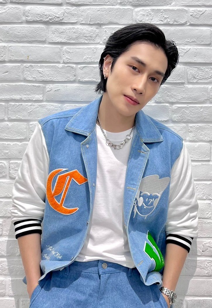 wichapasnotes's tweet photo. Grrr so handsome sirrr 

#VichyM89xBibleNodt
#BibleWichapas @biblesumett https://t.co/wE51ono6gb