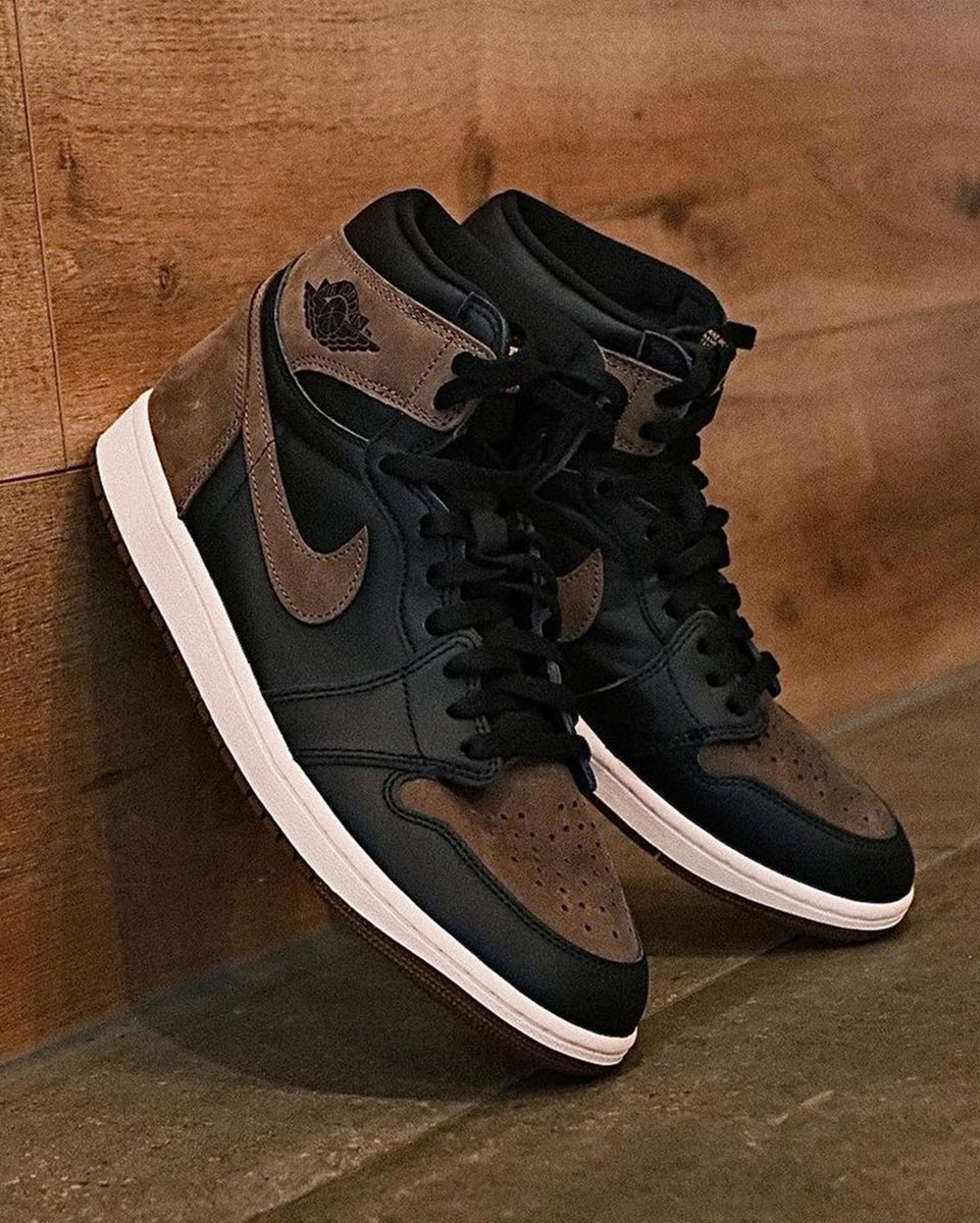 houseofheat's tweet photo. Fresh Looks // Air Jordan 1 High OG “Palomino” 👀

SEE MORE: https://t.co/8j7y5vstyr https://t.co/Chfd5vTBAF