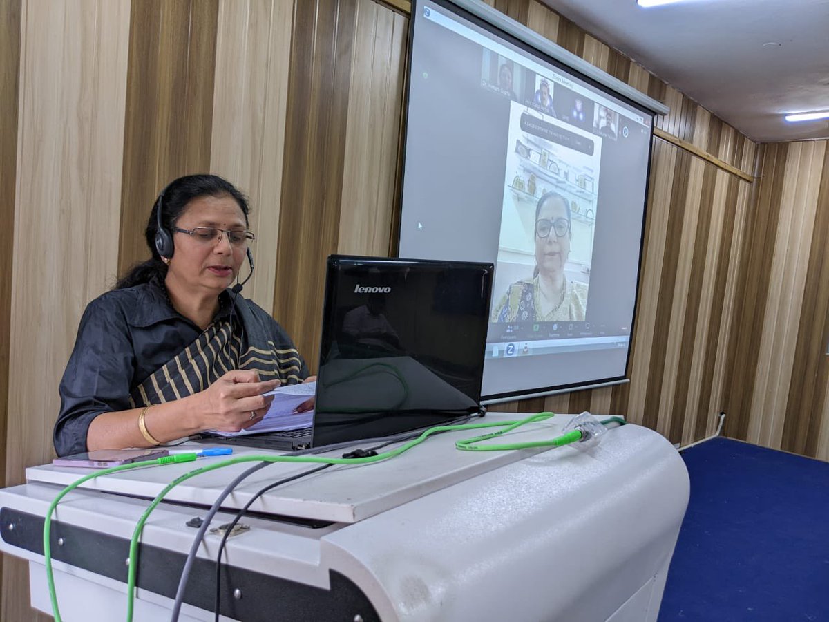 IsppdD's tweet photo. A great initiative by isppd for country PG students 
Thankful to dr Divya sharma, prof and head of the department, and her dedicated team for hosting this event 
Session was coordinated by extremely learned moderator and field specialist speakers https://t.co/DqQMaanIaJ