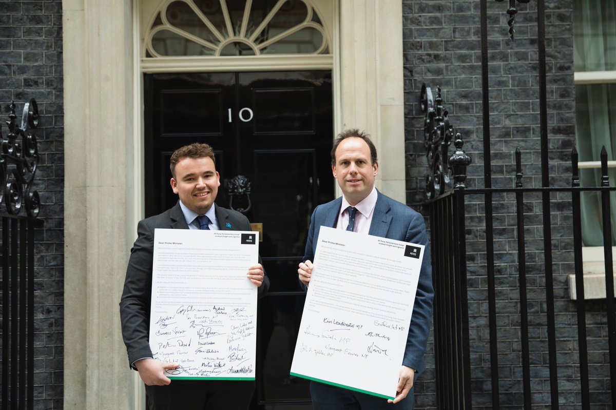 TomCornwell_'s tweet photo. Fantastic to represent @RHANews and deliver our #RHAFacilities petition to No. 10 this week alongside @gregsmith_uk.  Thank you to all MP’s, Lords and supporters that have backed us in our campaign to get drivers better facilities.  They deserve it! @10DowningStreet https://t.co/e4zAaFrnib