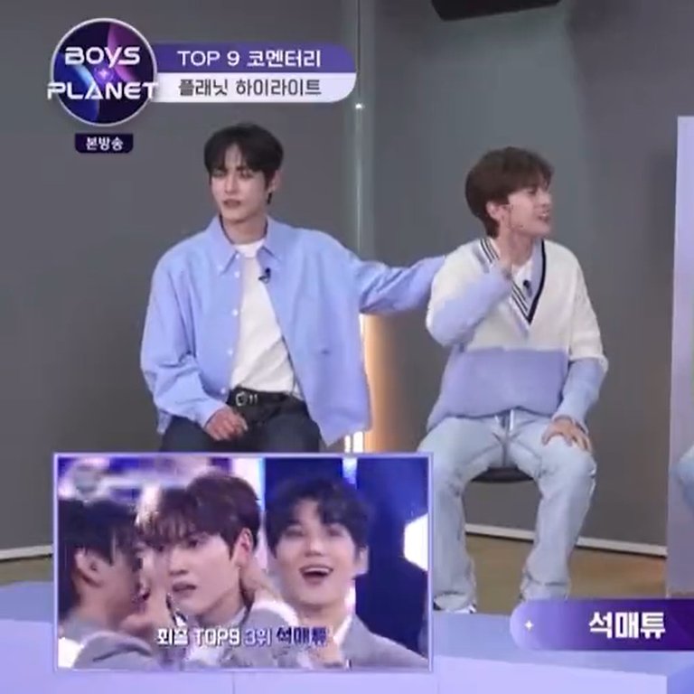 the way jiwoong gently pats and puts his hand on matthew's back, while watching matthew's p03 moment, and when matthew was saying that he was thinking of going back to canada and getting a part-time job 🥺