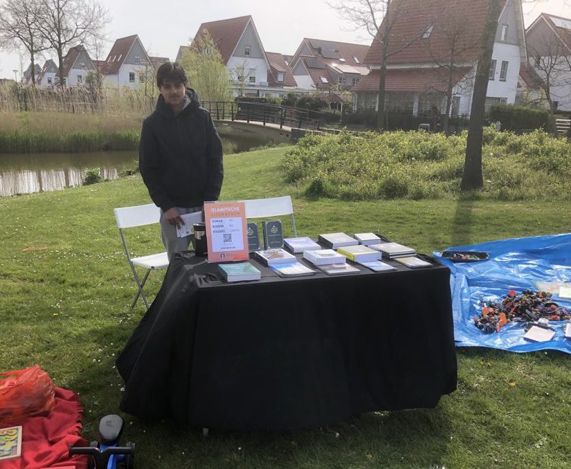 mobarakmoskee's tweet photo. #OntdekIslam op #Koningsdag in #DenHaag! https://t.co/S4xQ7EVnBj