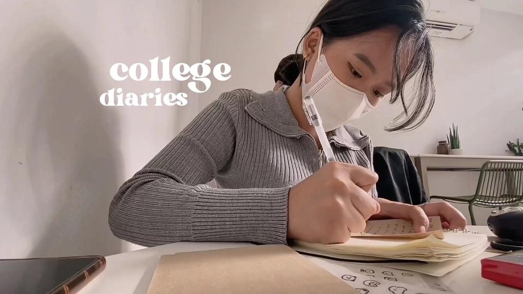arrianakrstne's tweet photo. college diaries 003: preparing for midterms, cafe study with me, coachella night 🌃 (Philippines)
— a short one ^^

click 🔗: https://t.co/1pvIeXwZzP

—
#vlog #chillvlog #vlogph #collegelife #collegevlog https://t.co/WUEUuHUCJx