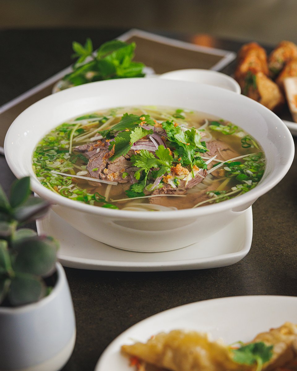 We’re expecting both warmth and rain this long weekend. Sounds like some pho weather! 🍜 #PhoRecipe #VietnameseKitchen