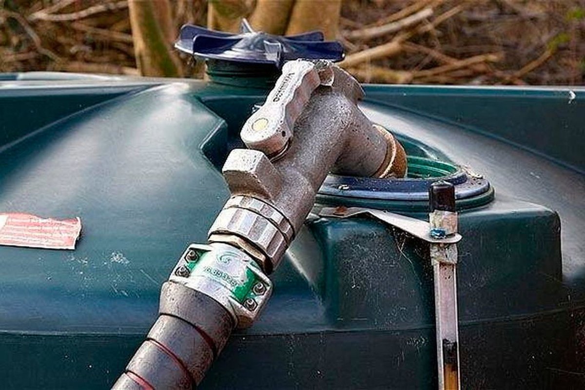 Did you know that you don't even need a paid membership with Rural Services Scotland to access the best prices for heating oil? We work with several major fuel suppliers to reliably get you the best price on kerosene. Just ring us on 01738 550101.